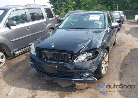 2009 Mercedes-Benz C 300 Luxury 4Matic/Sport 4Matic из США, поврежденный, VIN WDDGF81X69R066882